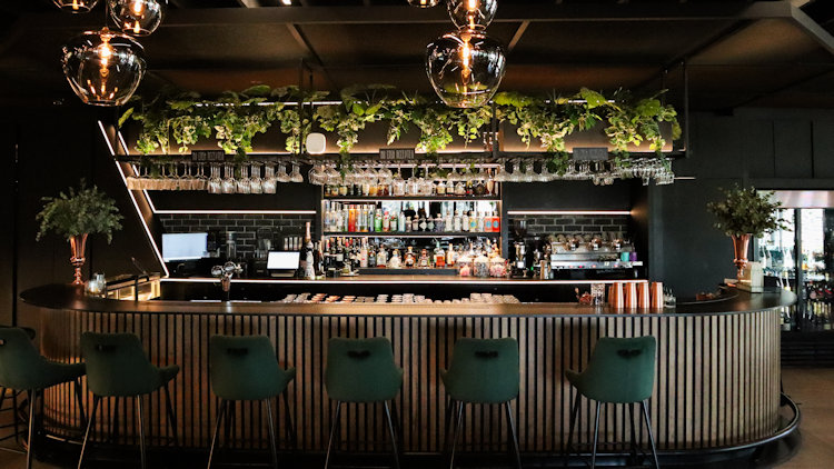 11th Floor bar